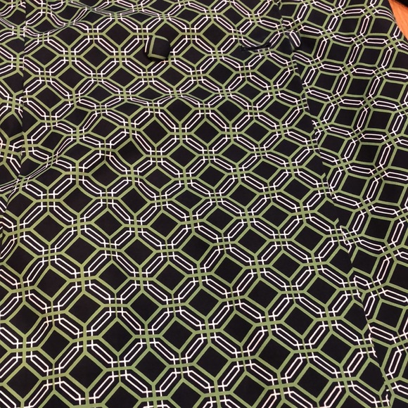 Beautiful pattern rain jacket - Picture 2 of 11